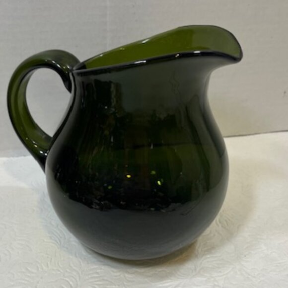 VTG Olive Green Glass Cottage Water Dinner Pitcher Jug 6" Tall/6.75"Wide - Picture 2 of 10